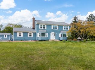 18 Weavers Ln, Readington Twp., NJ 08889