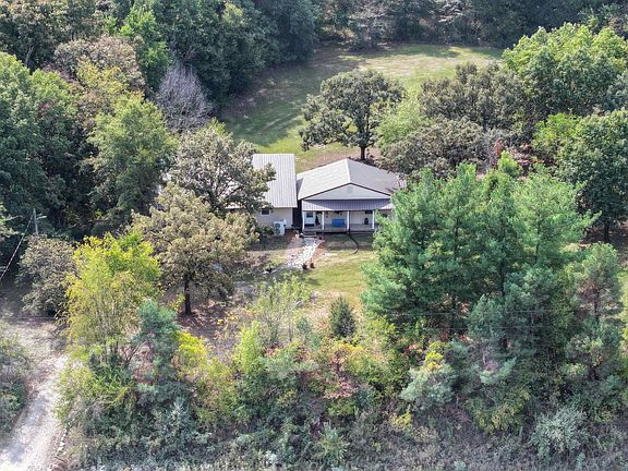 5th image of 18596 205th St
