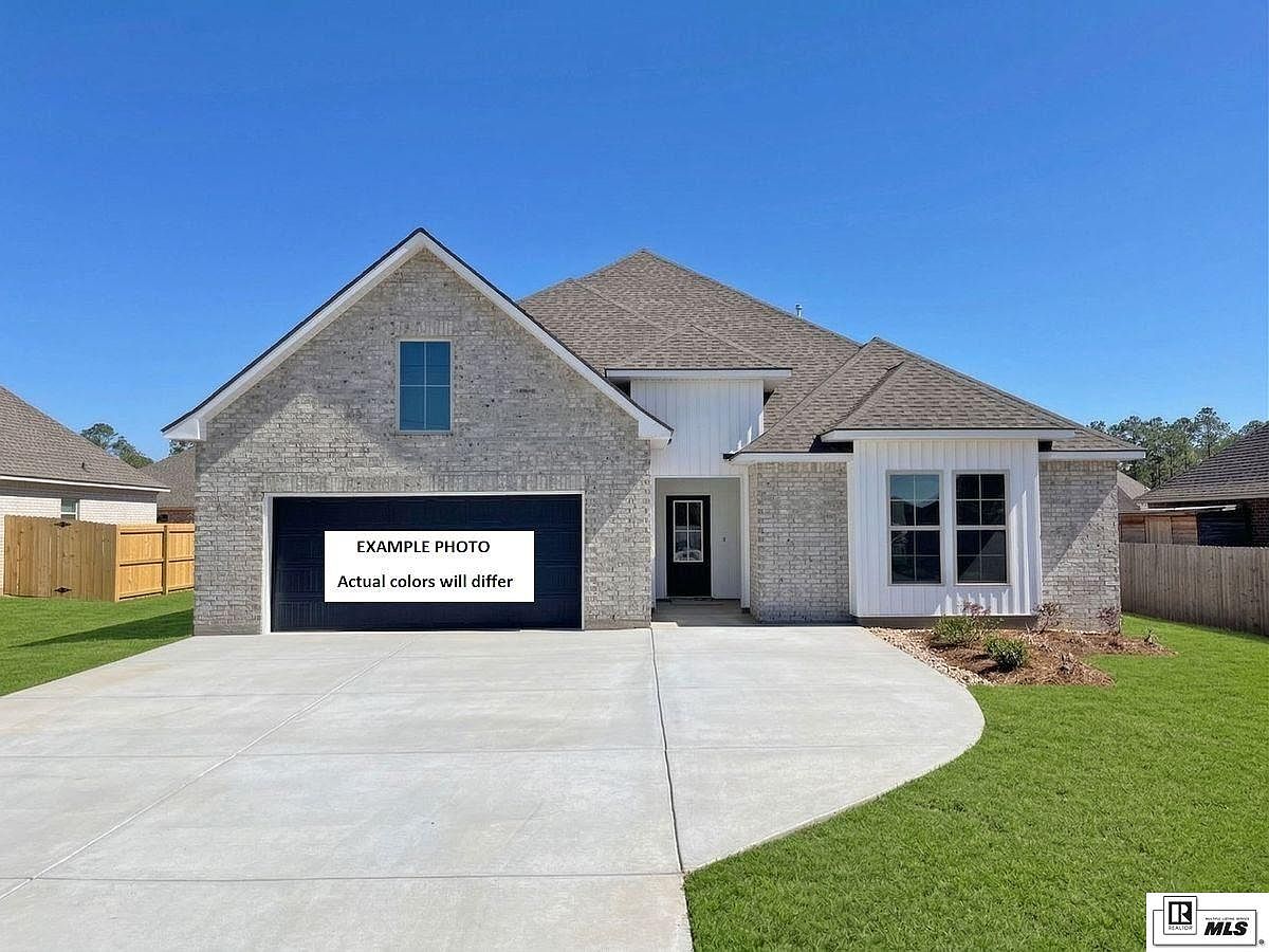 805 Congressional Cir — Ruston Golf & Country Club