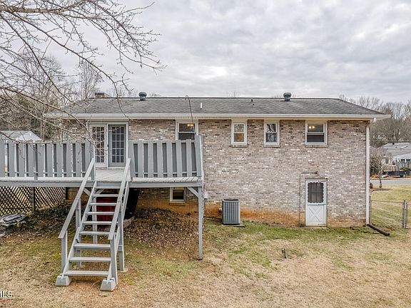 4th image of 1207 Althea St