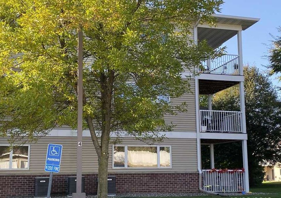 2nd image of 300 Whispering Ln Unit 109
