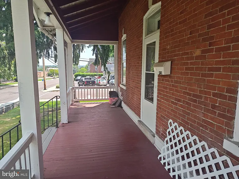 602 Arch St #B — Photo 24