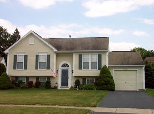 24 Boyd Dr, Rochester, NY 14616