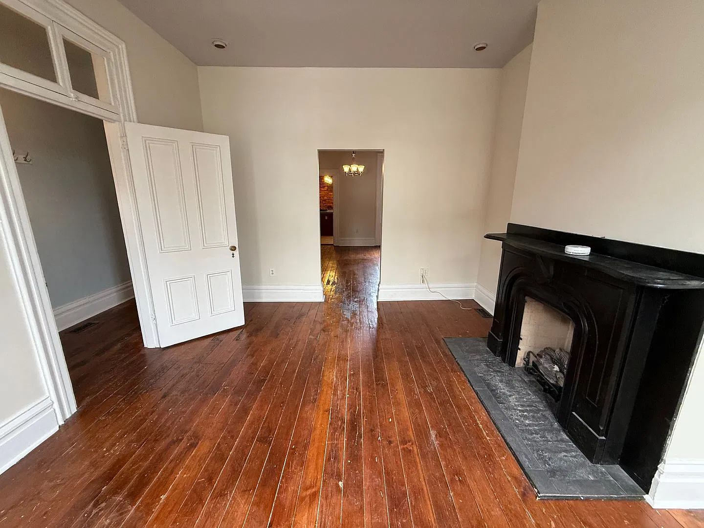 Beautiful Home - Lawrenceville — Photo 3