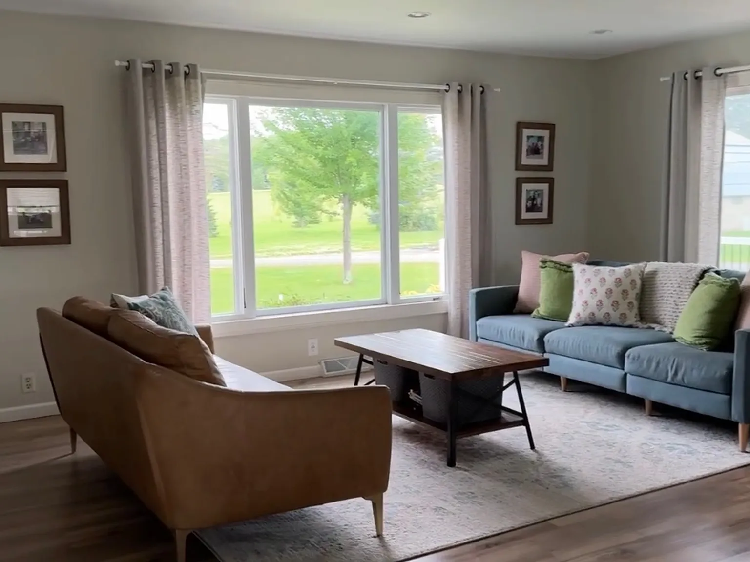 3 bed, 1.5 bath, 1750 sqft, $2,450 — Photo 3