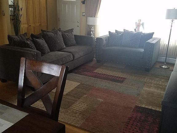 3rd image of 108 Orlando Ave