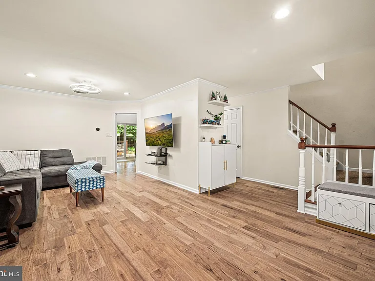 705 Shippen Dr #705 — Photo 5