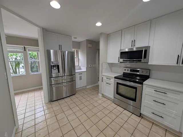 Building Photo - 6280 Breckenridge Cir