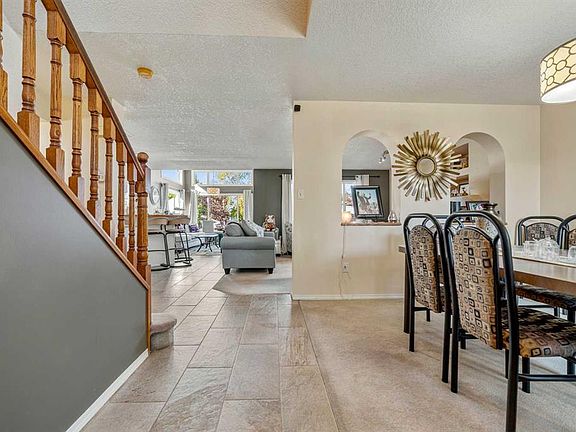 2nd image of 27 Fairmont Garden Rd S