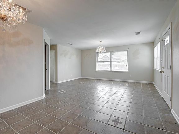 3rd image of 5117 Louisa Dr