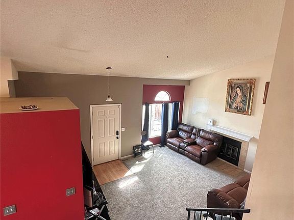 5th image of 20927 Kelly Place