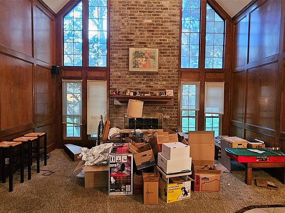 2nd image of 18006 Shadow Valley Dr