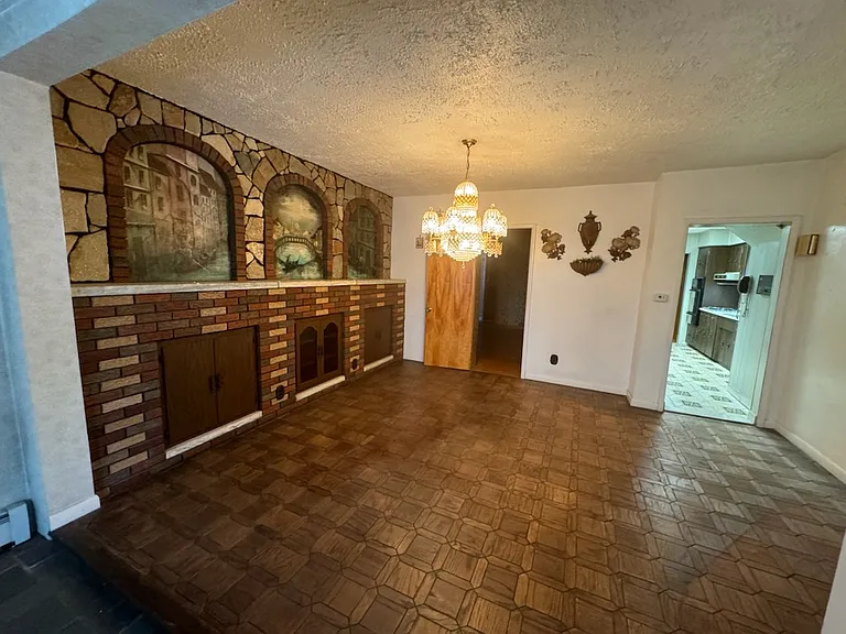 330 Stuyvesant Ave #1 — Photo 8