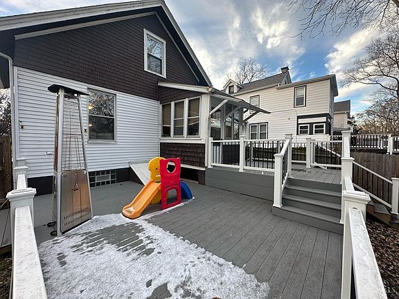 3rd image of 3826 Isabella Ave