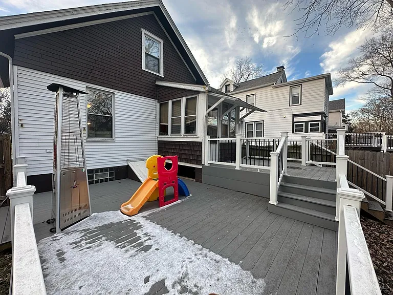 3826 Isabella Ave — Photo 3