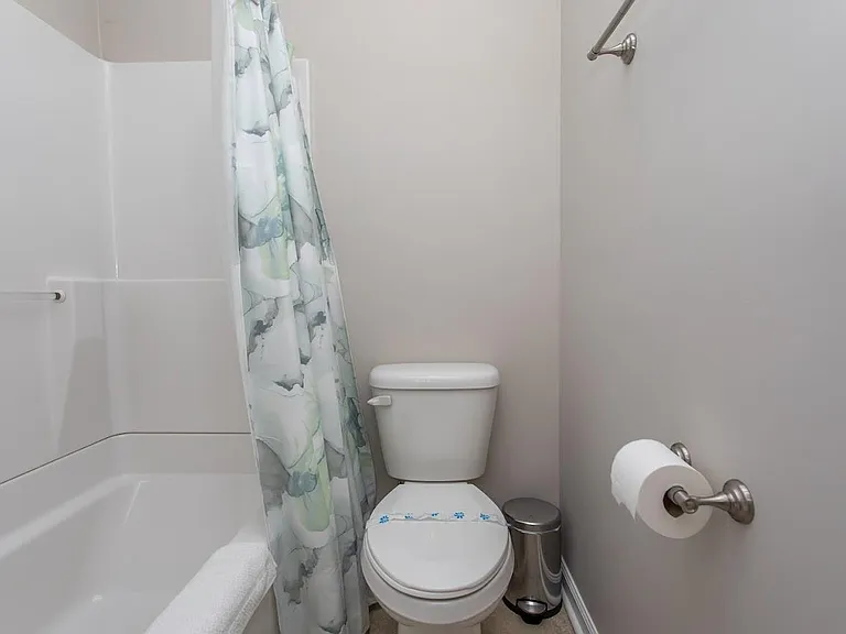 665 Tupelo Ln — Photo 14