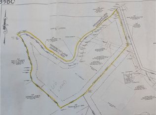 12 Woodbine Ln, Newtown, CT 06470