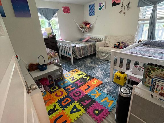 5th image of 291 Riverwood Dr APT A