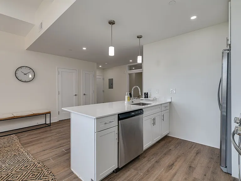 The Ledger Residences — Photo 73
