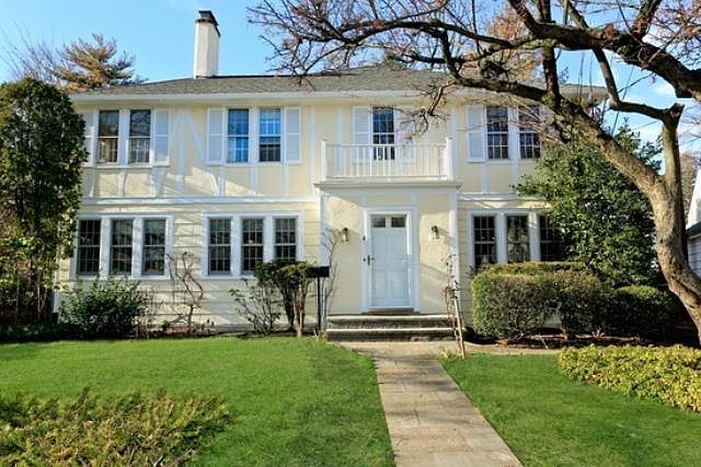 1st image of 4 Forest Park Ave