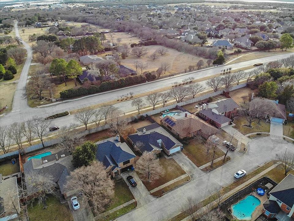 1st image of 1909 Hamilton Dr
