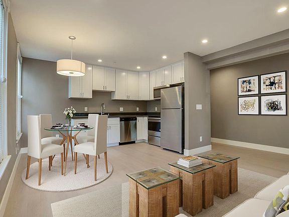 3rd image of 608 10th St #608