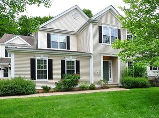 109 Barkledge Dr, Newington, CT 06111