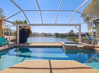 1144 Darlington Oak Dr NE, Saint Petersburg, FL 33703