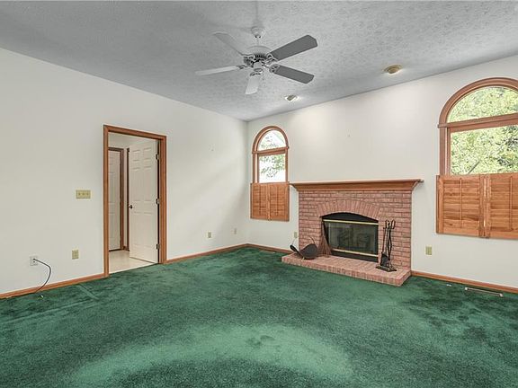 5th image of 716 Sawmill Dr