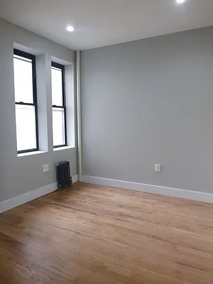 Rented by Bohemia Realty Group | media 12