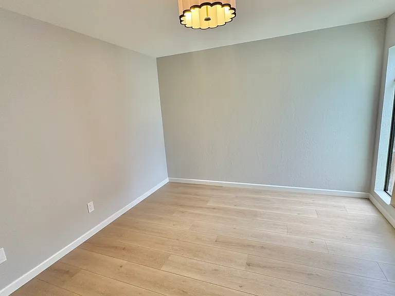 410 44th Ave #303 — Photo 13