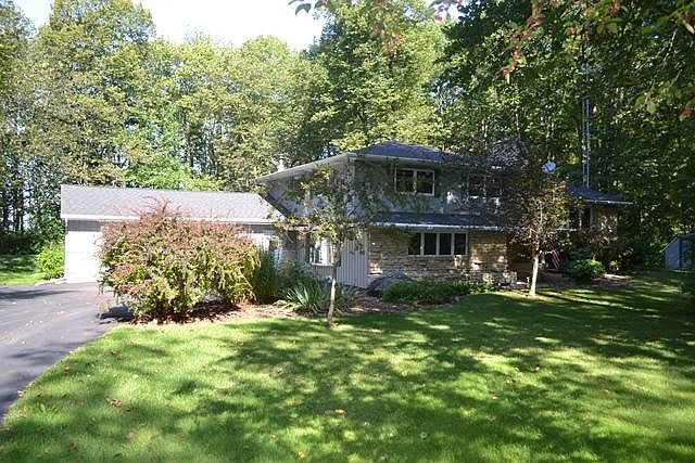1st image of W7187 Briar Ct