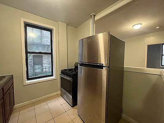 2nd image of 573 W 159th St APT 4