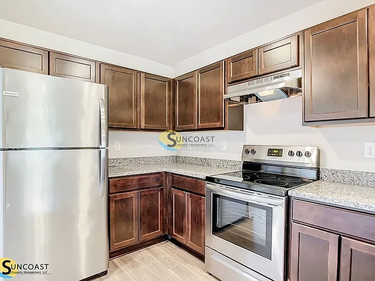 11266 Pendleton Ave — Photo 7