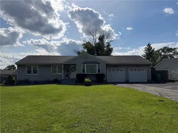 3045 Turpin Rd, Decatur, IL 62521