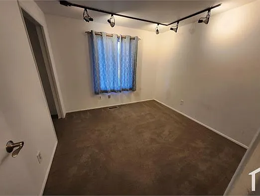 4313 SE 4th Pl — Photo 9