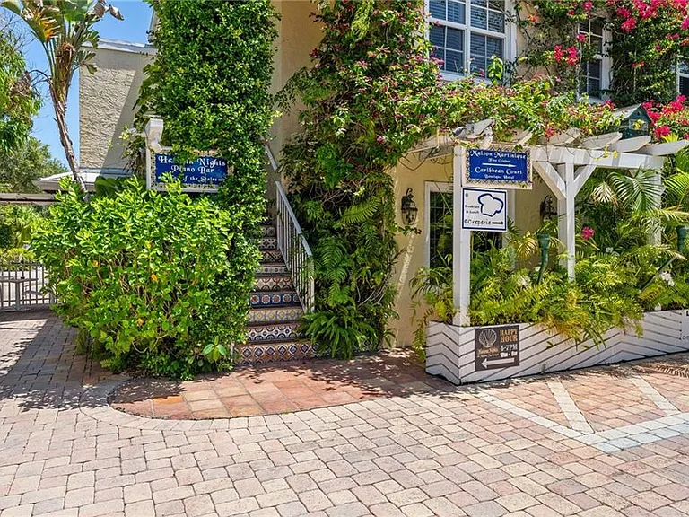 917 Coquina Ln #1 — Photo 43