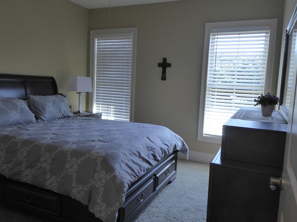 2nd image of 340 Las Olas Dr