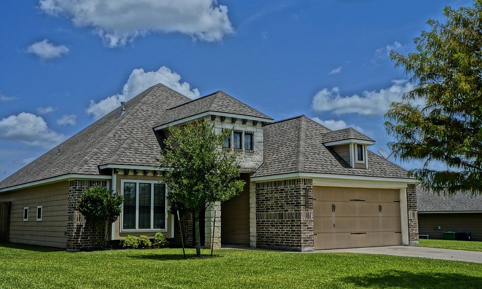 1st image of 800 Cobble Gate Dr