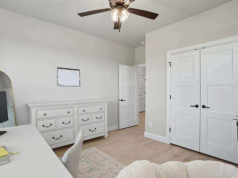4200 Abbey Park Dr — Photo 7