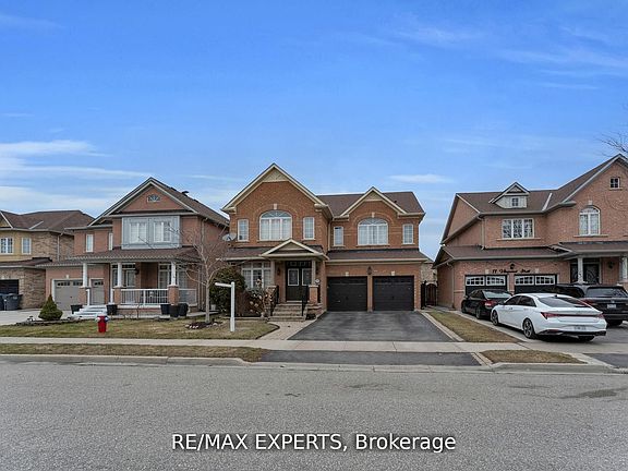 3rd image of 13 Villagewood St