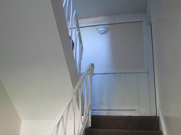4th image of 10063 Linda Ln
