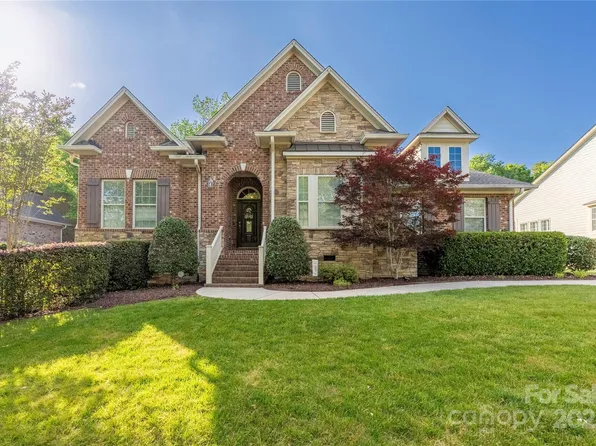 15024 Old Vermillion Dr, Huntersville, NC 28078