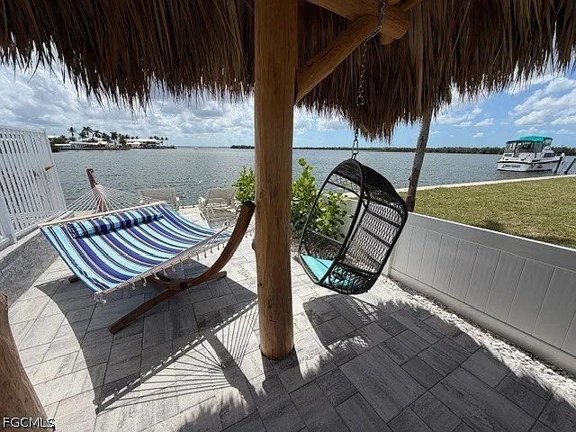 1 bed, 1.0 bath, 500 sqft, $1,000 — Photo 2