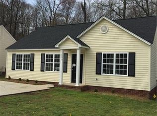 2231 Blue Hampton Ln, Charlotte, NC 28213