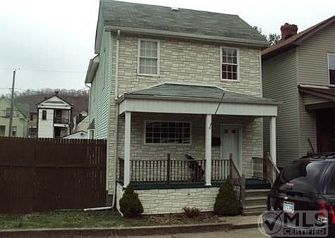 1st image of 1121 Logan St