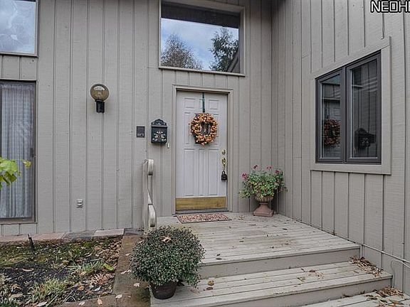 3rd image of 483-15 Concord Downs Ln #8-J