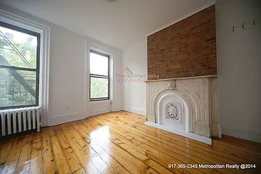 Rented by Metropolitan Realty