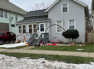 267 Lake Shore Dr E, Dunkirk, NY 14048
