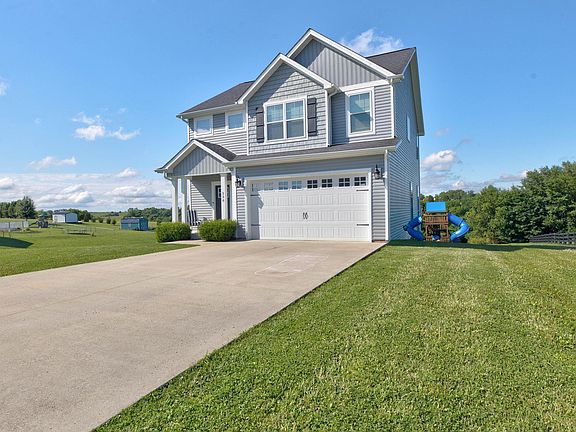 3rd image of 238 Blake Way